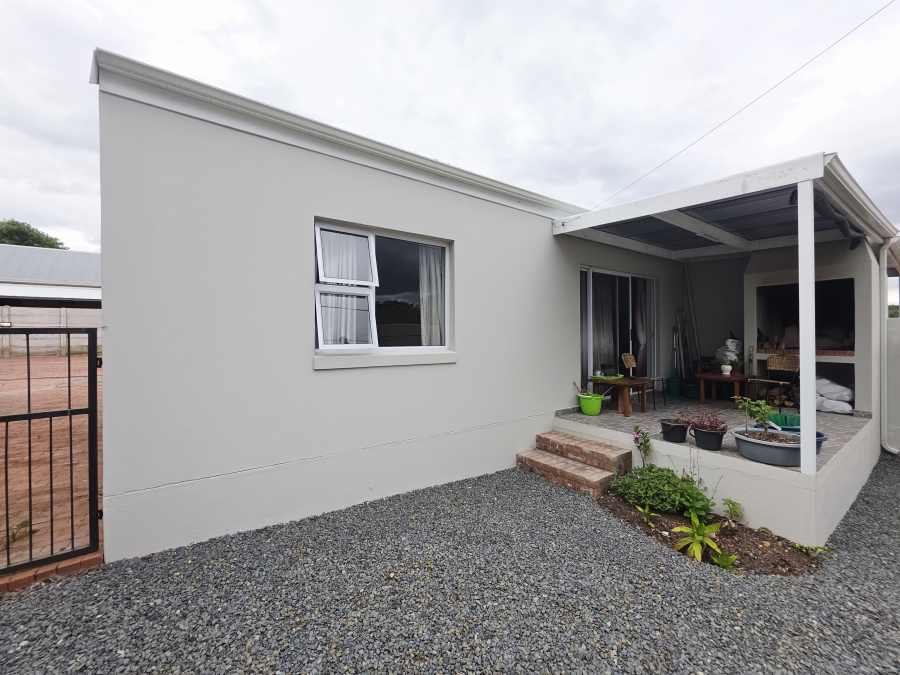 2 Bedroom Property for Sale in Oudtshoorn North Western Cape